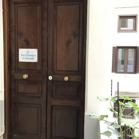 House Отель типа 